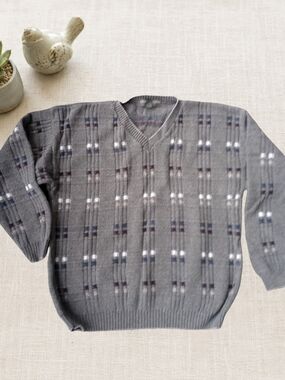 ⭐E) Liberty Sweaters Gray V-Neck Pattern Knit Sweater USA Made Men's Medium